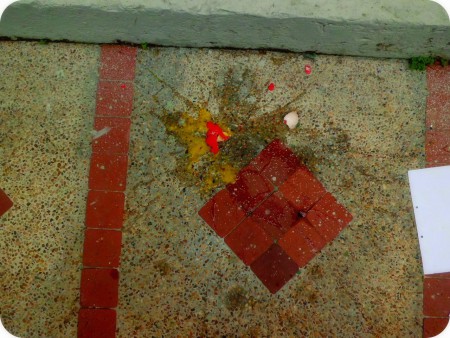 10.Finalmente pudimos observar la caída de los dos objetos desde la misma altura y tiempo, y comprobar todos los sus valores necesarios para realizar el ejercicio.